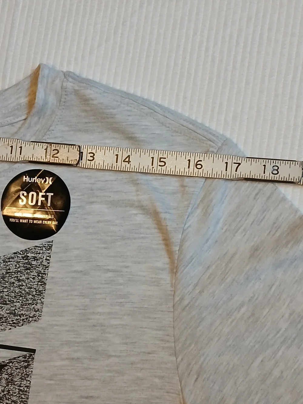 HURLEY T- Shirt BOYS Short Sleeve Soft T-Shirt- Gray -Size XL New!